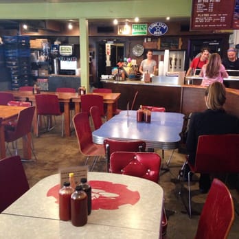 Franklin Barbecue - inside - Barbeque Near Me - Austin, Texas Franklin Barbecue - inside - Barbeque Near Me - Austin, Texas