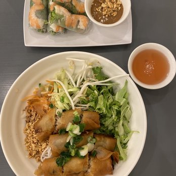 Viet Phomula - Yummy foods.   Vermicelli with veggie egg rolls.   A2. Spring Roll. - Vietnamese Near Me - Monrovia, California