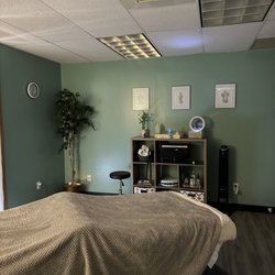Zen Garden Bodywork - Massage table and room I was in (this is after my massage)