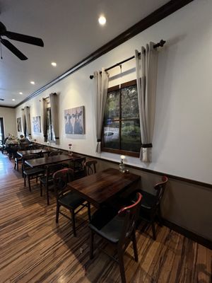 The Porch Restaurant & Bar by null