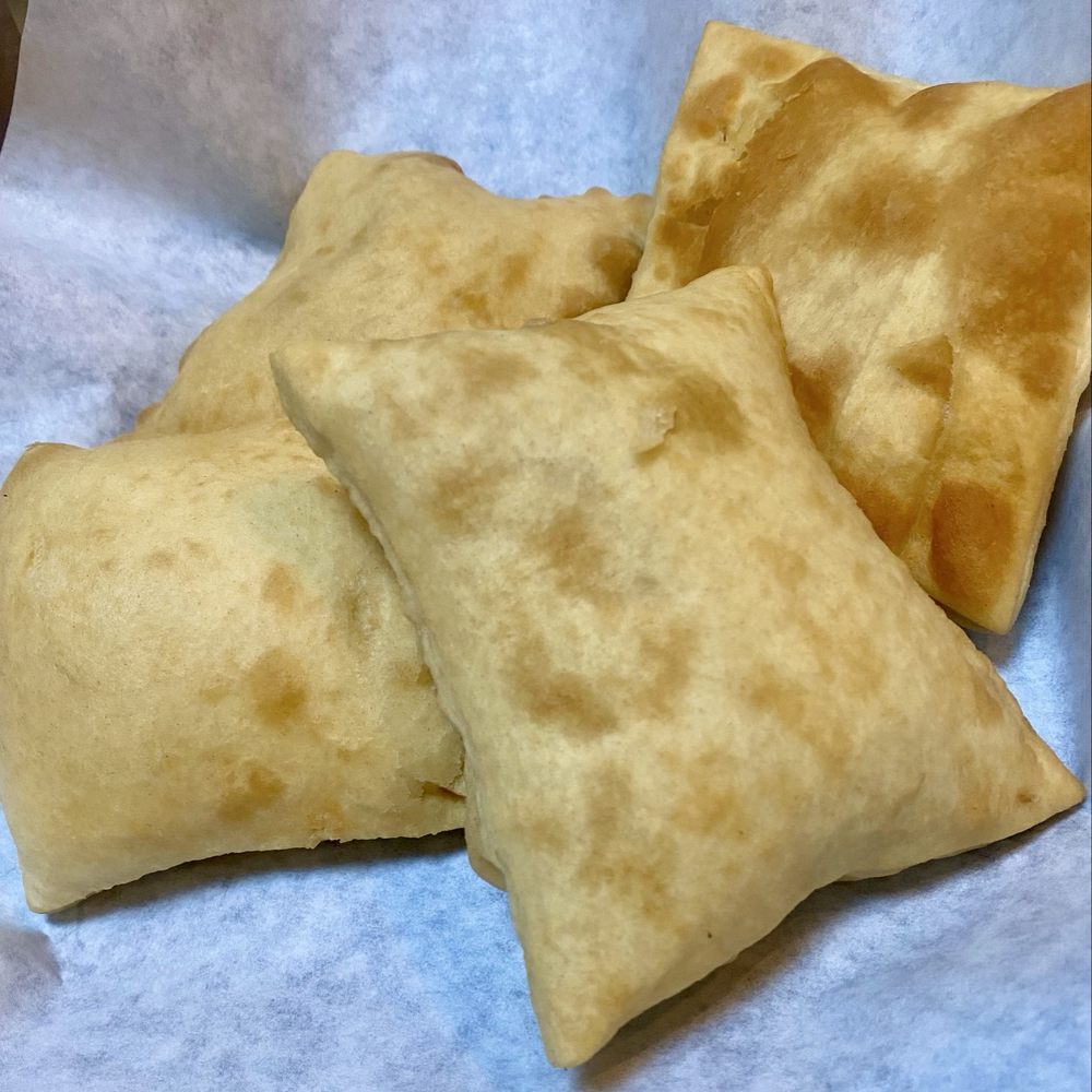 Sopapillas Sopapillas