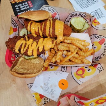 Dave's Hot Chicken - Chicken Shop Near Me - Cicero, New York
