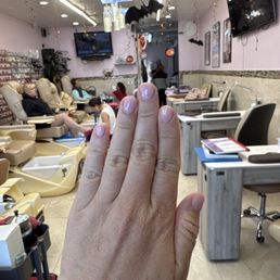 The best nail place ever! Your nails will last for over a month and very affordable. All the ladies are so sweet
