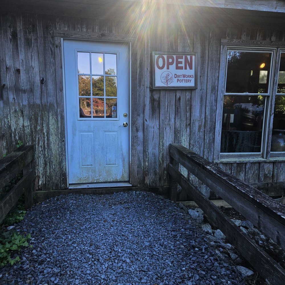 Dirtworks Pottery - Home Decor Near Me - Seagrove, North Carolina Dirtworks Pottery - Home Decor Near Me - Seagrove, North Carolina
