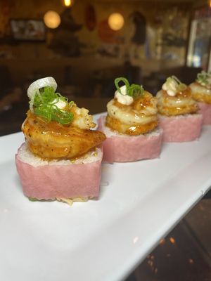 Louie Louie The Restaurant Sushi Bar y Mas by null