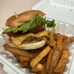 Rivers Restaurant - Bacon cheeseburger