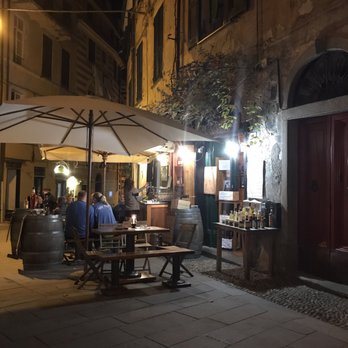Enoteca da Eliseo - Wine Bars Near Me - Monterosso Al Mare, SP