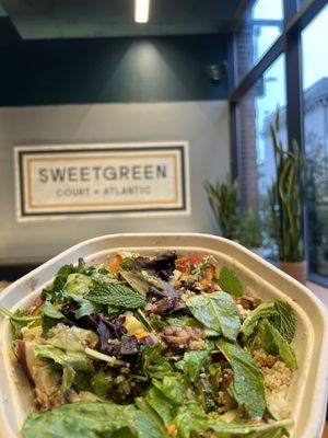 sweetgreen by null