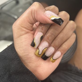 Lavish Nails Spa - Nail Salons Near Me - Holly Springs, North Carolina Lavish Nails Spa - Nail Salons Near Me - Holly Springs, North Carolina