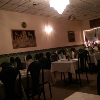 Little India - Late on a friday evening - Indian Near Me - Simsbury, Connecticut Little India - Late on a friday evening - Indian Near Me - Simsbury, Connecticut