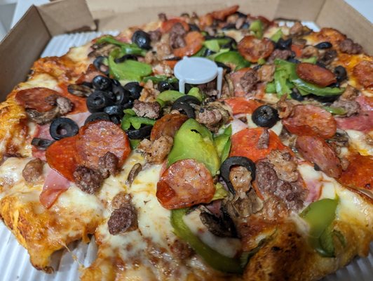 Me-n-Ed's Pizza Parlor by null