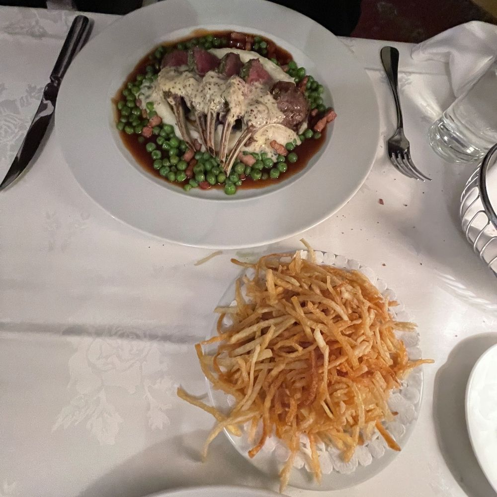 Le Crocodile Restaurant - Rack of lamb and fries - French Near Me - Vancouver, British Columbia Le Crocodile Restaurant - Rack of lamb and fries - French Near Me - Vancouver, British Columbia