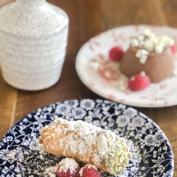 Nonnina - cannoli, panna cotta - Italian Near Me - Chicago, Illinois