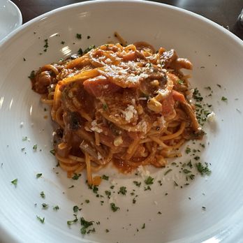 Sabor & Sazon - Pasta pomodoro - Italian Near Me - Paso Robles, California Sabor & Sazon - Pasta pomodoro - Italian Near Me - Paso Robles, California
