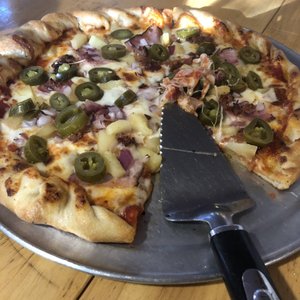Cabin Pizza 15 Photos 11 Reviews Pizza 2046 Jh Obryan Ave