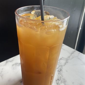 Easy ‘Que - Lilikoi Iced Tea - Barbeque Near Me - Kailua, Hawaii