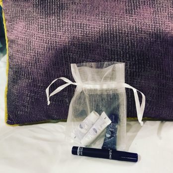 Shoshone Inn - A pillow spray!? - Hotels Near Me - Shoshone, California Shoshone Inn - A pillow spray!? - Hotels Near Me - Shoshone, California