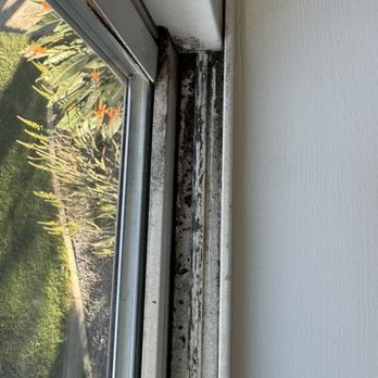 Premier Cleaning Services - Before window cleaning - Home Cleaning Near Me Premier Cleaning Services - Before window cleaning - Home Cleaning Near Me