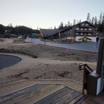 Yodler Restaurant & Bar - Pubs Near Me - Mammoth Lakes, California
