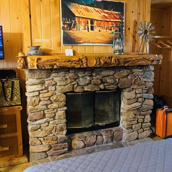 Idyllwild Inn - Great Fire place but it was too warm to enjoy. - Hotels Near Me - Idyllwild, California Idyllwild Inn - Great Fire place but it was too warm to enjoy. - Hotels Near Me - Idyllwild, California