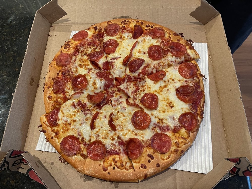 PIZZA HUT Updated August 2024 29 Photos & 35 Reviews 7106