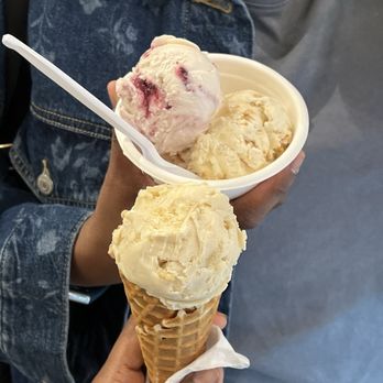 Meltaway - Ice Cream & Frozen Yogurt Near Me - Alpharetta, Georgia Meltaway - Ice Cream & Frozen Yogurt Near Me - Alpharetta, Georgia