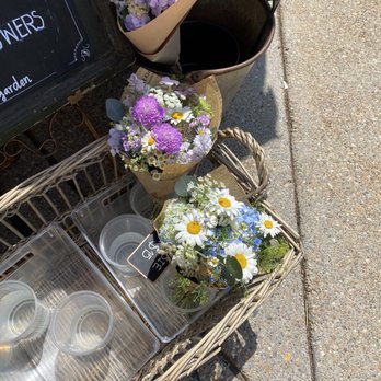 Goosecup - During the weekend they sell local flower bucket, and they're the cutest thing ever with a very good price you can pay by Venmo or cash - Coffee & Tea Near Me - Leesburg, Virginia Goosecup - During the weekend they sell local flower bucket, and they're the cutest thing ever with a very good price you can pay by Venmo or cash - Coffee & Tea Near Me - Leesburg, Virginia
