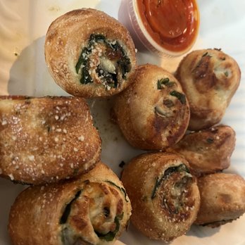 Vocelli Pizza - Spinach & Mushroom Roll - Pizza Near Me - Germantown, Maryland Vocelli Pizza - Spinach & Mushroom Roll - Pizza Near Me - Germantown, Maryland