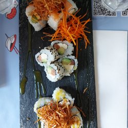 Izakaya SushiPop
