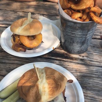 Jaspers Cafe - Burgers Near Me - Medford, Oregon Jaspers Cafe - Burgers Near Me - Medford, Oregon