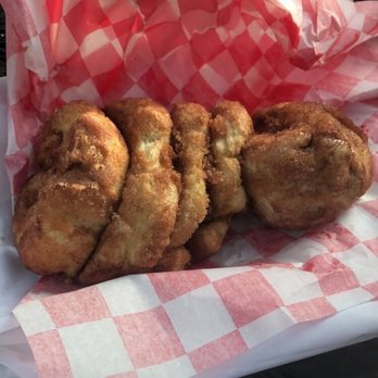 Dollywood - Cinnamon bread - Amusement Parks Near Me - Pigeon Forge, Tennessee Dollywood - Cinnamon bread - Amusement Parks Near Me - Pigeon Forge, Tennessee