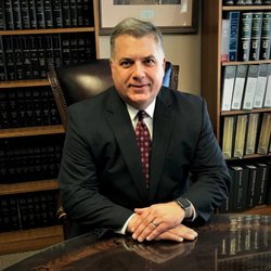 Hughey and Hughey Law Firm - David S. Hughey is a partner and managing attorney at the Hughey and Hughey Law Firm. He practices personal injury and family law.