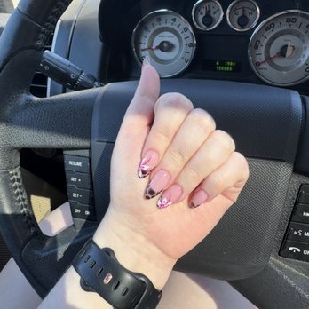 The Finest Nails and Spa - Nail Salons Near Me - Costa Mesa, California