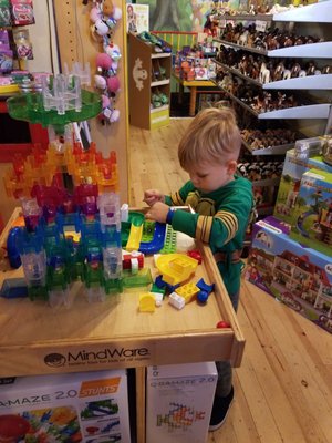 G Willikers Toy Shoppe by null