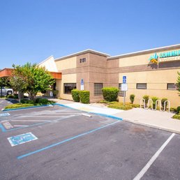 Exterior outside entrance of Community Medical Centers - Tracy, California Exterior outside entrance of Community Medical Centers - Tracy, California