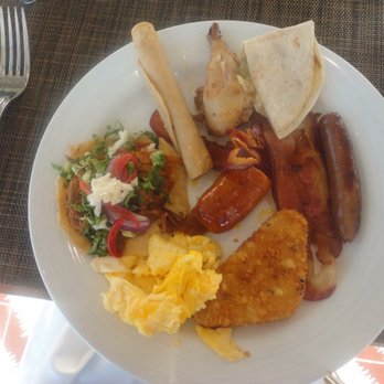 Secrets The Vine Cancun - Breakfast buffet - Hotels Near Me - Cancún, ROO