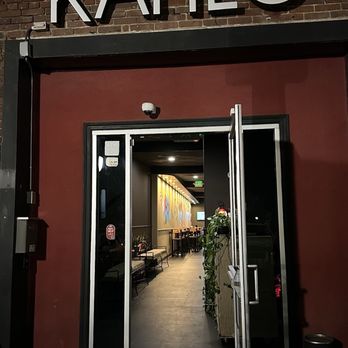 Kahlo Mexican Kitchen - Doorway into restaurant - Mexican Near Me - Fullerton, California