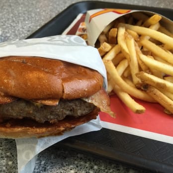 Carl's Jr - Awesome Western Burger with fries - Fast Food Near Me - Renton, Washington Carl's Jr - Awesome Western Burger with fries - Fast Food Near Me - Renton, Washington