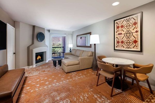 Hilton Sedona Resort at Bell Rock by null