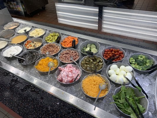 Chuck E. Cheese by null