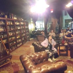 Oku Roji - Speak easy vibe tasting room upstairs