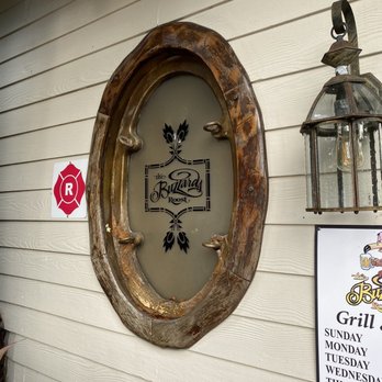 Buzzard's Roost Grill & Pub - Entrance - Seafood Near Me - Key Largo, Florida