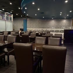 Monsoon Eclectic Modern Indian - Dinning area