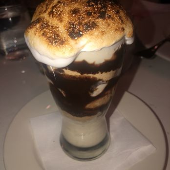 Gatsby's Landing - Gatsby's Smores Sunday - New American Near Me - Roslyn, New York