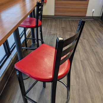 Pizza Hotline - Chair - Pizza Near Me - Steinbach, Manitoba Pizza Hotline - Chair - Pizza Near Me - Steinbach, Manitoba