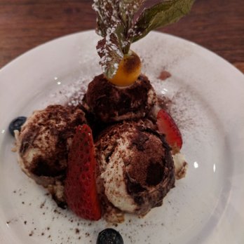 Pulcinella - Tiramisu - Italian Near Me - Etobicoke, Ontario