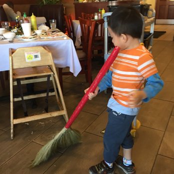 Hoanh Long Vietnamese & Chinese Restaurant - Truly a family business! This little guy was entertaining the entire restaurant. - Vietnamese Near Me - Chicago, Illinois
