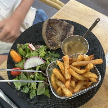 La Normande - Pizza Near Me - Bayeux, 14