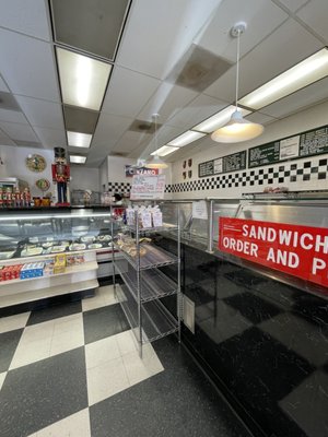 Pennisi's Deli by null