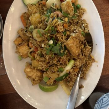 Thai Peacock - Khao Pad Sapparod (Pineapple Fried Rice) with Tofu $14 - Thai Near Me - Portland, Oregon Thai Peacock - Khao Pad Sapparod (Pineapple Fried Rice) with Tofu $14 - Thai Near Me - Portland, Oregon